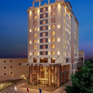 Doubletree By Hilton 5*, Varanasi India